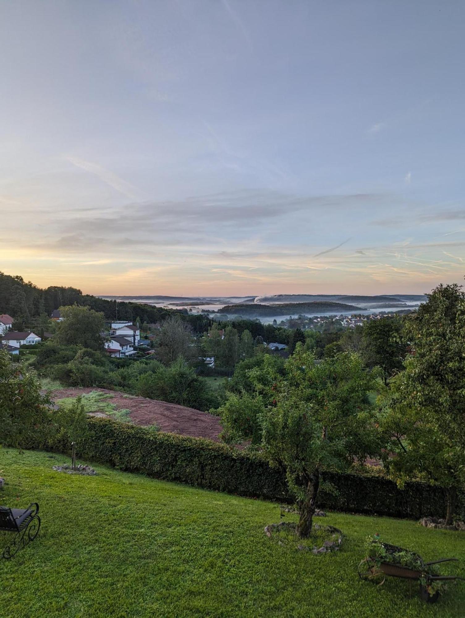 הוילה לוסהיים Sonnige Aussicht מראה חיצוני תמונה